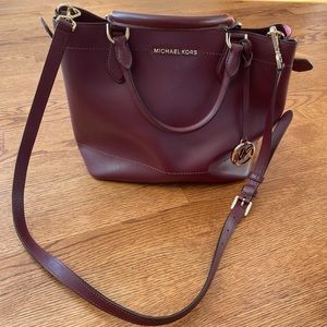 Brand new Michael Kors Burgundy crossbody